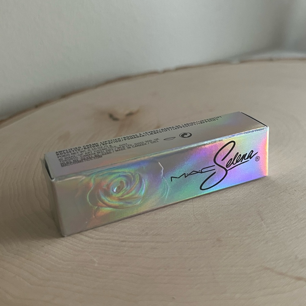 MAC Selena La Reina brand new in box